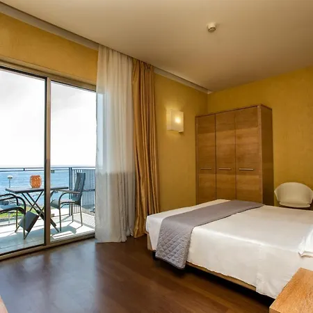 Grand Yachting Palace Riposto