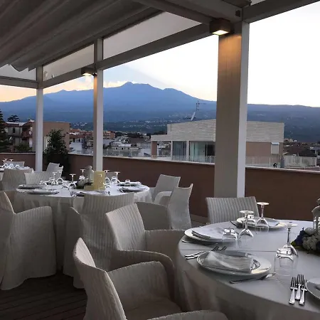 Grand Yachting Palace Riposto