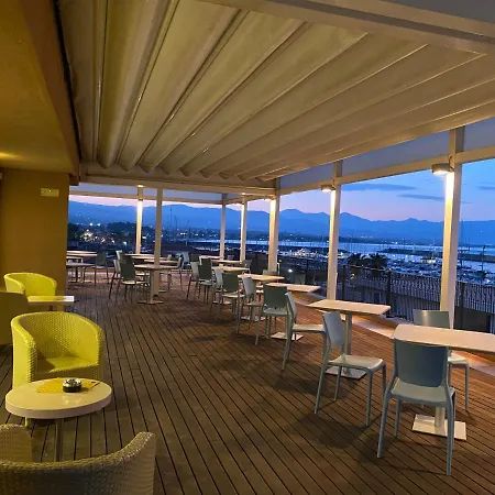 Grand Yachting Palace Hotel 4*