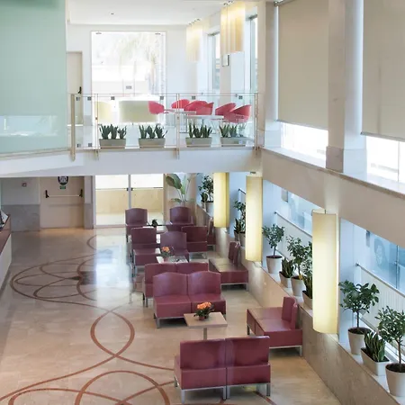 Grand Yachting Palace Hotel