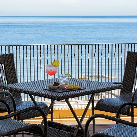 Hotel Grand Yachting Palace Riposto