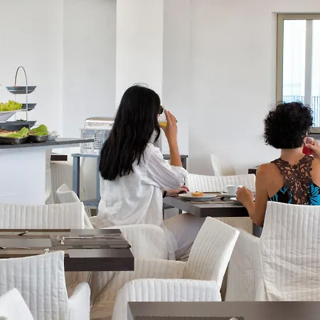 Grand Yachting Palace 4* Riposto