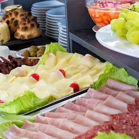 Hotel Grand Yachting Palace Riposto