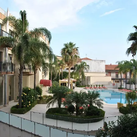 Hotel Grand Yachting Palace Riposto
