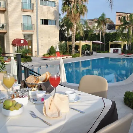 Hotel Grand Yachting Palace Riposto