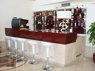 Grand Yachting Palace Hotel